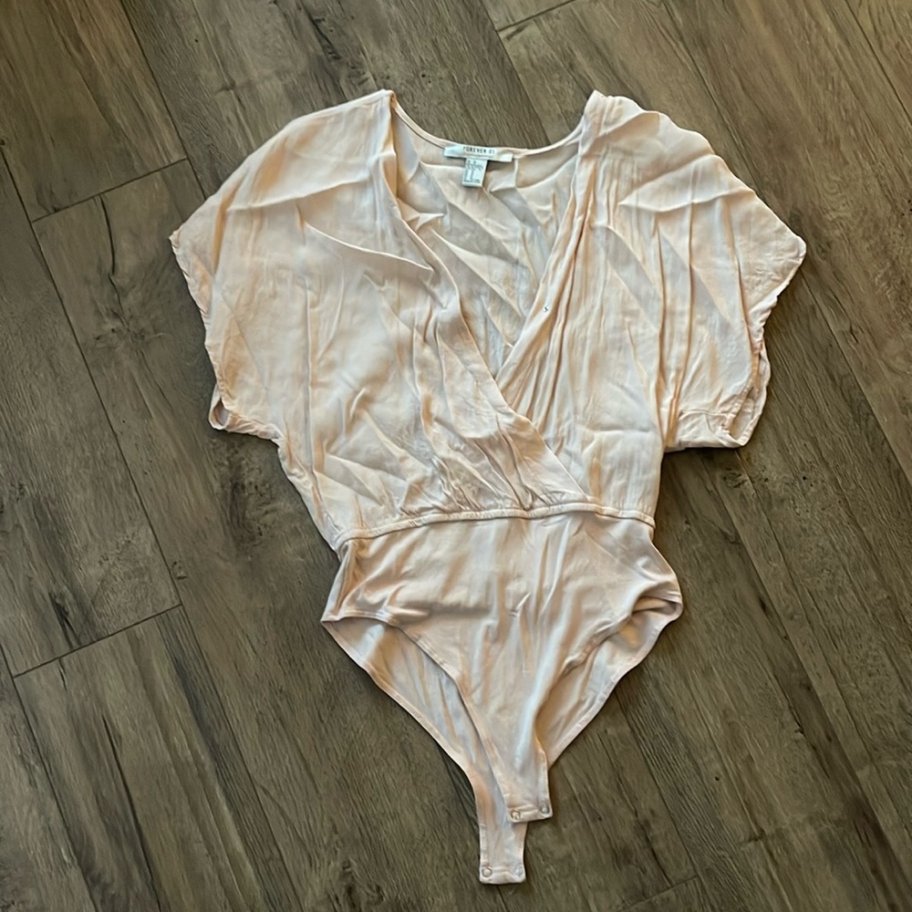WOMENS BABY PINK BODY SUIT